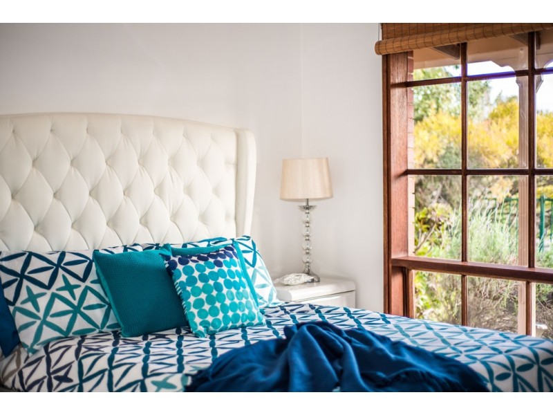 12 Barramundi Drive, Hallett Cove SA 5158