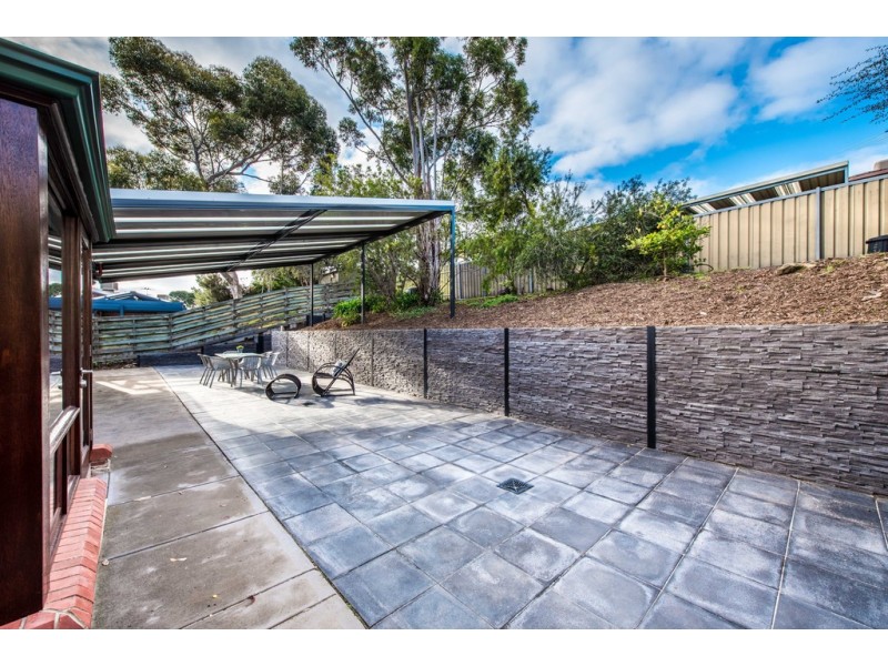 12 Barramundi Drive, Hallett Cove SA 5158