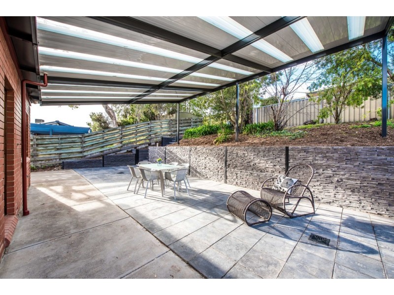 12 Barramundi Drive, Hallett Cove SA 5158