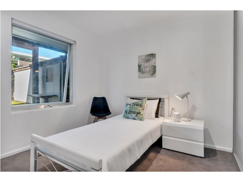 11 Scarvell Avenue, Trott Park SA 5158