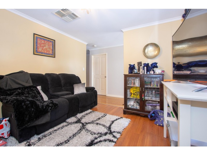 72 Sir James Hardy Way, Woodcroft SA 5162