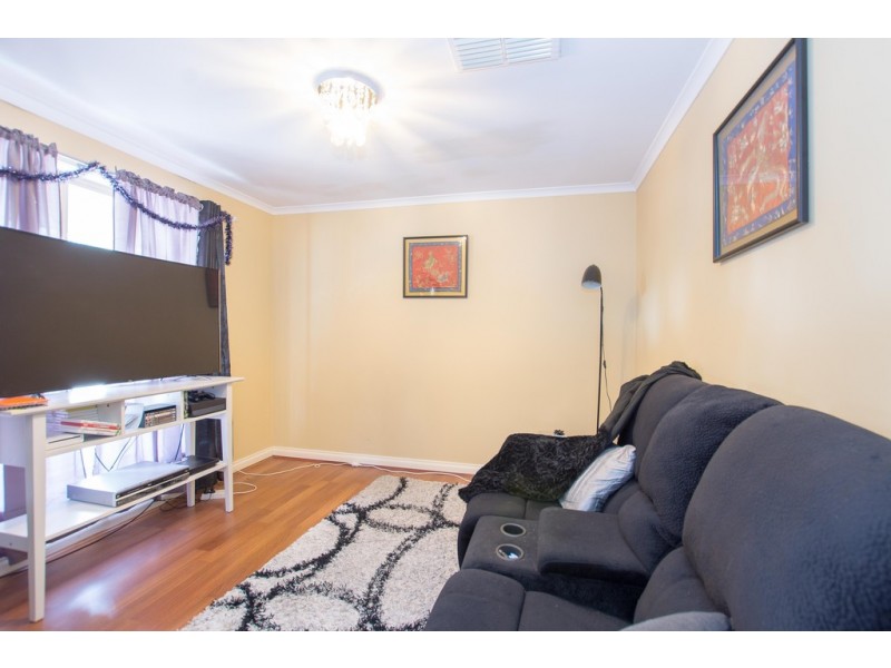 72 Sir James Hardy Way, Woodcroft SA 5162