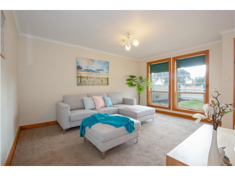 88a Reynell Road, Woodcroft SA 5162