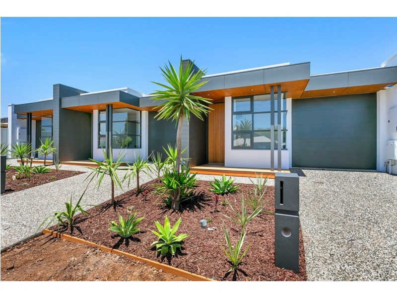 12 A Lambert Avenue, Christies Beach SA 5165