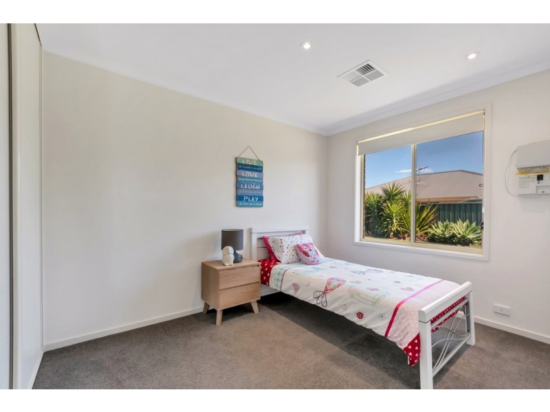 5 Teal Close, Aldinga Beach SA 5173