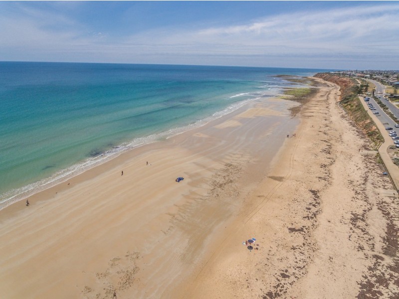 14 Third Avenue, Moana SA 5169