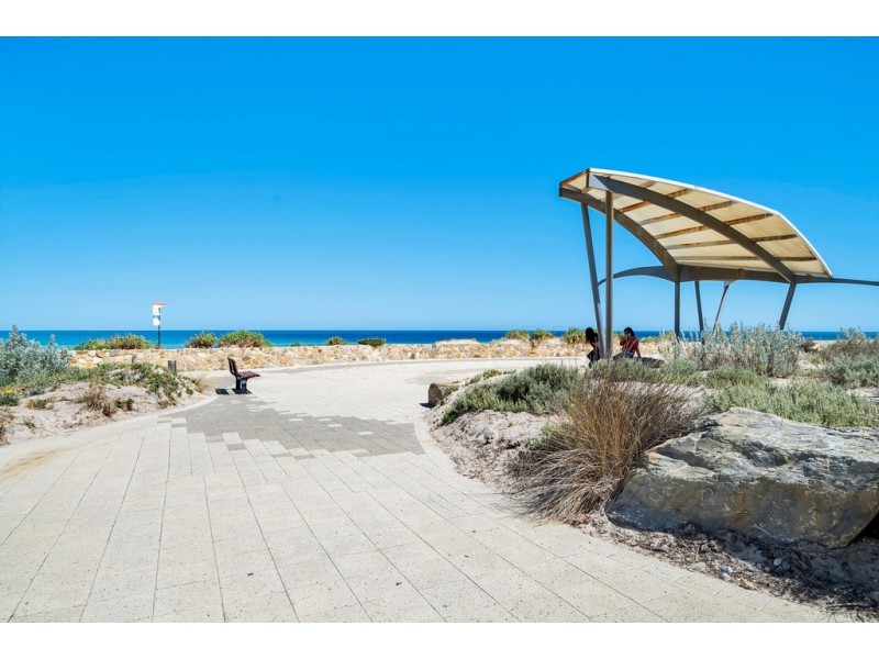 14 Third Avenue, Moana SA 5169