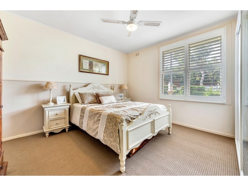 19 Russell Avenue, Seacombe Gardens SA 5047