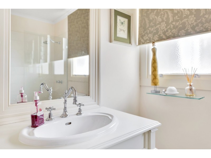 19 Russell Avenue, Seacombe Gardens SA 5047