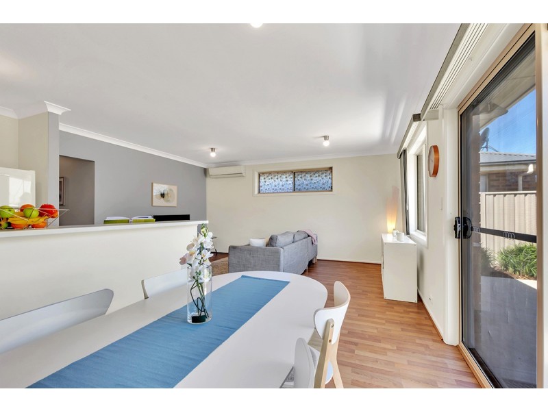 2/15 Sovereign Drive, Woodcroft SA 5162