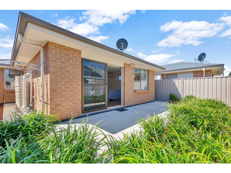 2/15 Sovereign Drive, Woodcroft SA 5162