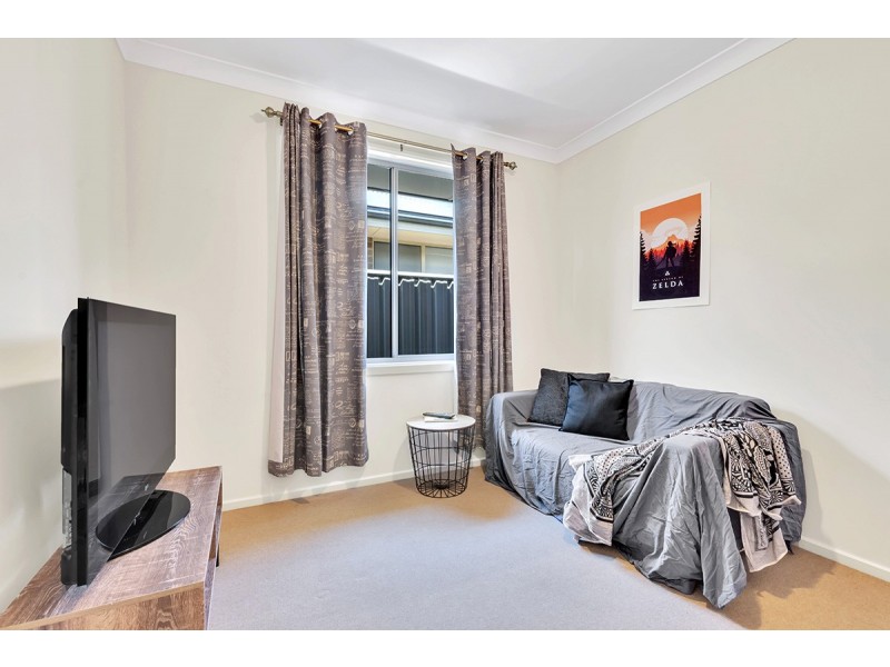 2/15 Sovereign Drive, Woodcroft SA 5162