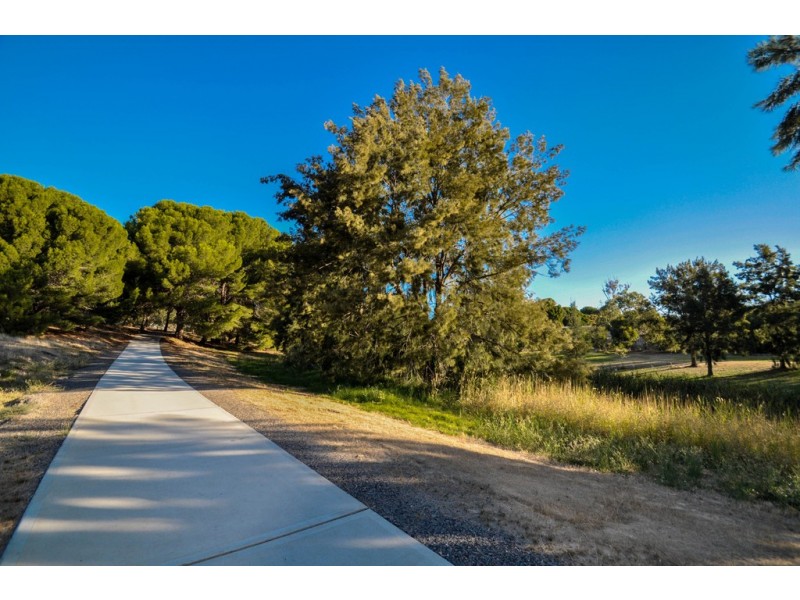 11 and 11A Castle Street, Reynella SA 5161