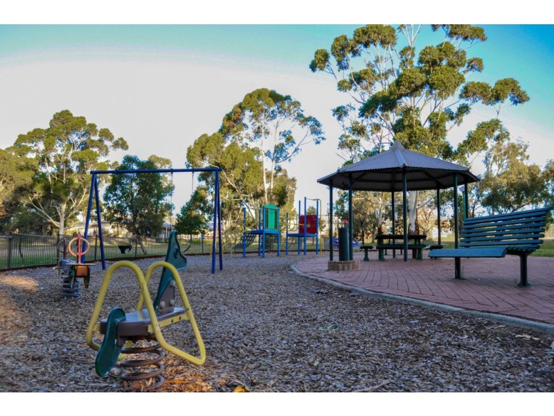 11 and 11A Castle Street, Reynella SA 5161