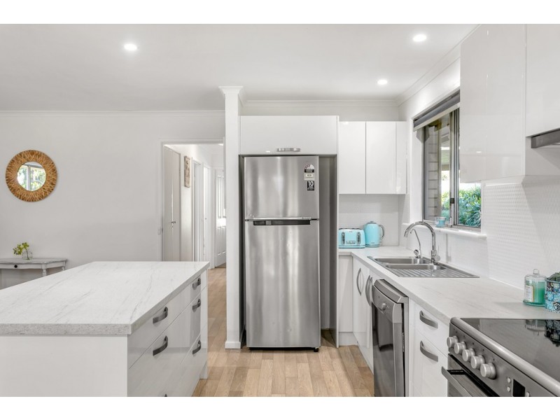 15 Dickerson Crescent, Trott Park SA 5158