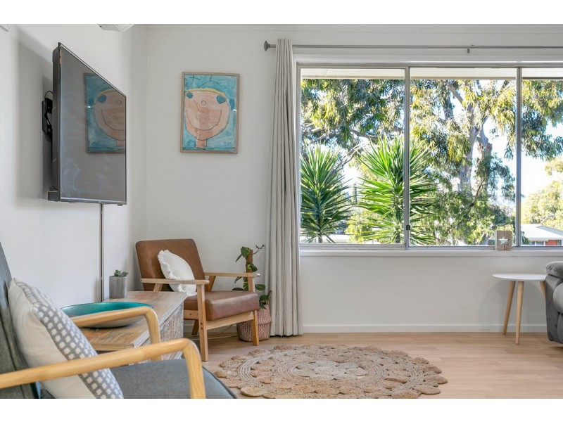 15 Dickerson Crescent, Trott Park SA 5158