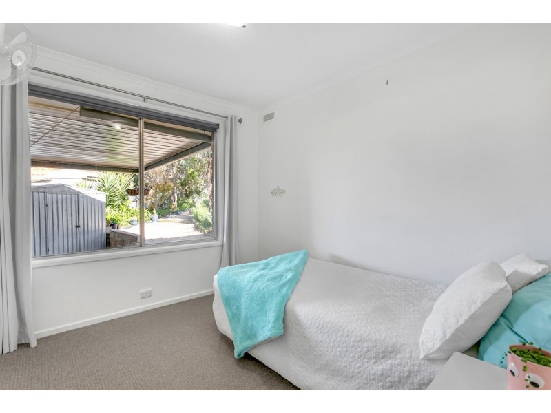 15 Dickerson Crescent, Trott Park SA 5158