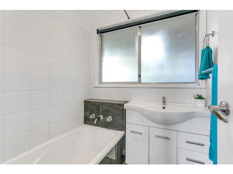 15 Dickerson Crescent, Trott Park SA 5158