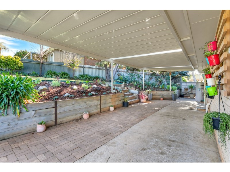 15 Dickerson Crescent, Trott Park SA 5158