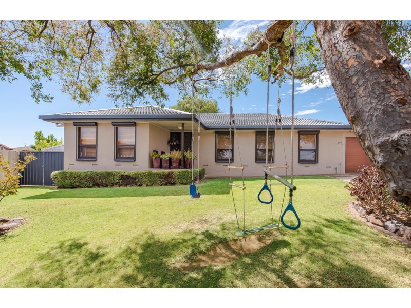 3 Buffalo Court, Hallett Cove SA 5158