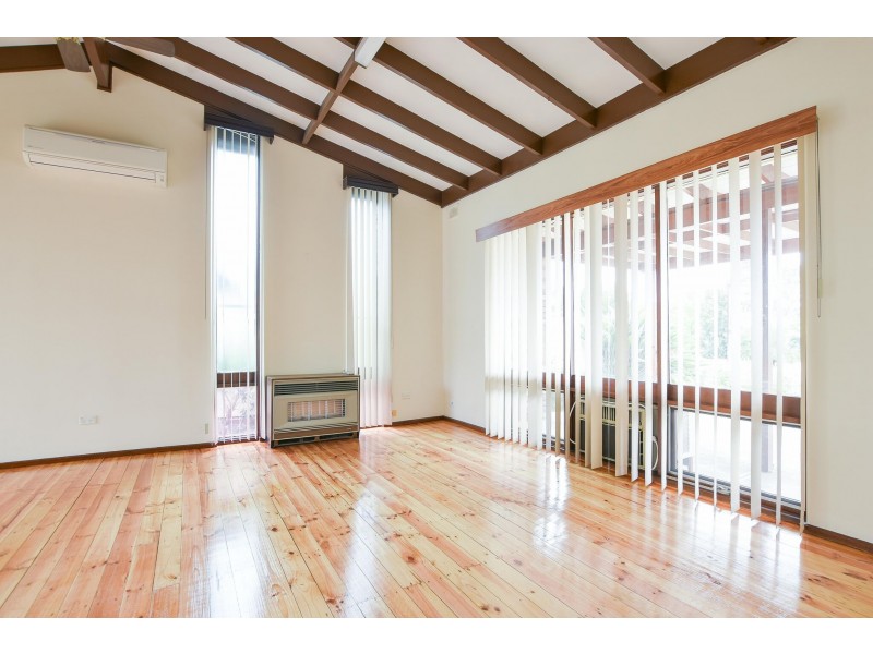 28 Seacombe Road, Darlington SA 5047