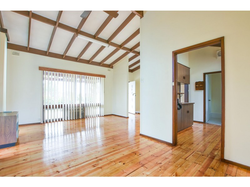 28 Seacombe Road, Darlington SA 5047