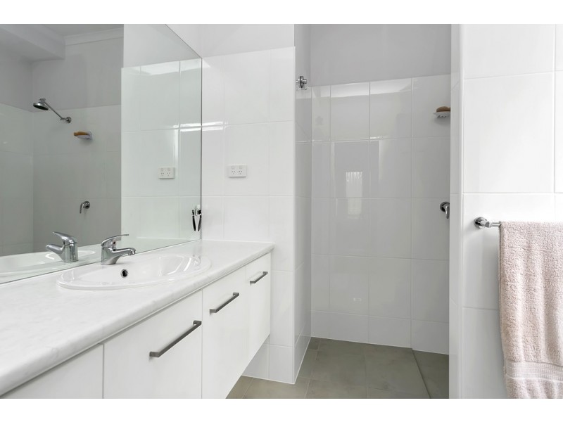 1 Tait Avenue, Marion SA 5043