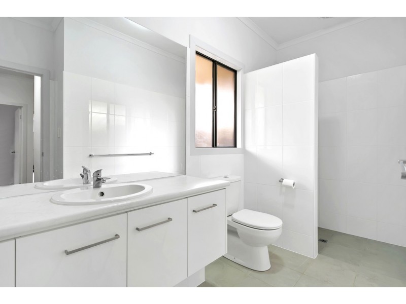 1 Tait Avenue, Marion SA 5043