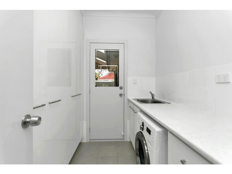 1 Tait Avenue, Marion SA 5043