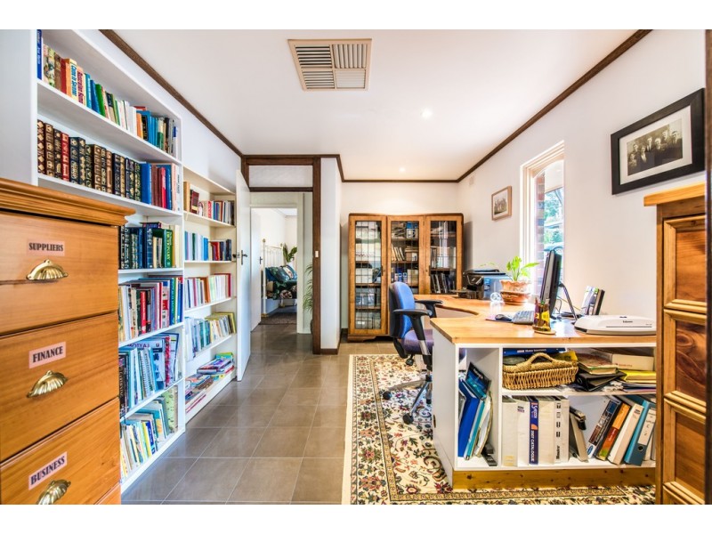 36 Deepdene Crescent, O’halloran Hill SA 5158