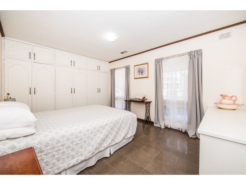 36 Deepdene Crescent, O’halloran Hill SA 5158