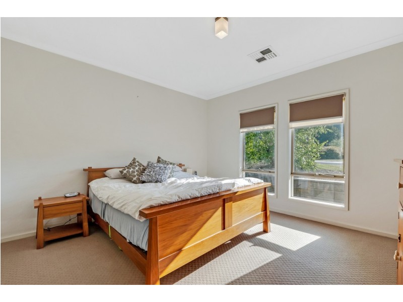 40 George Francis Drive, Mount Compass SA 5210