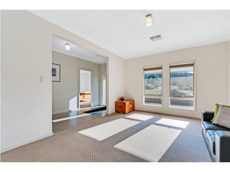 40 George Francis Drive, Mount Compass SA 5210