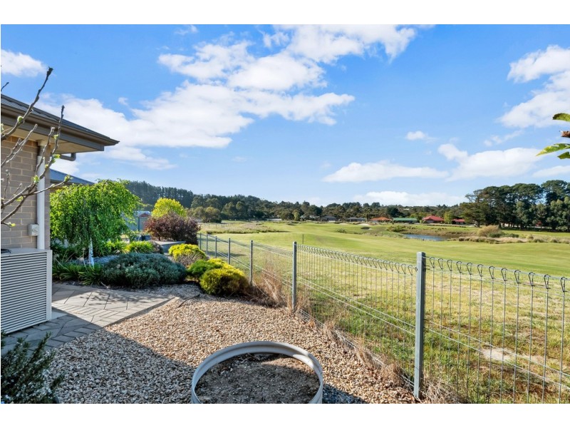 40 George Francis Drive, Mount Compass SA 5210