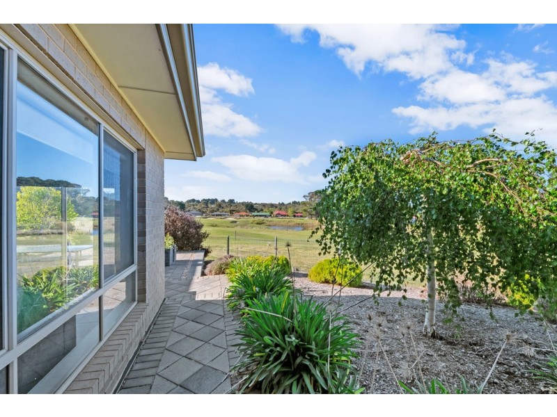 40 George Francis Drive, Mount Compass SA 5210