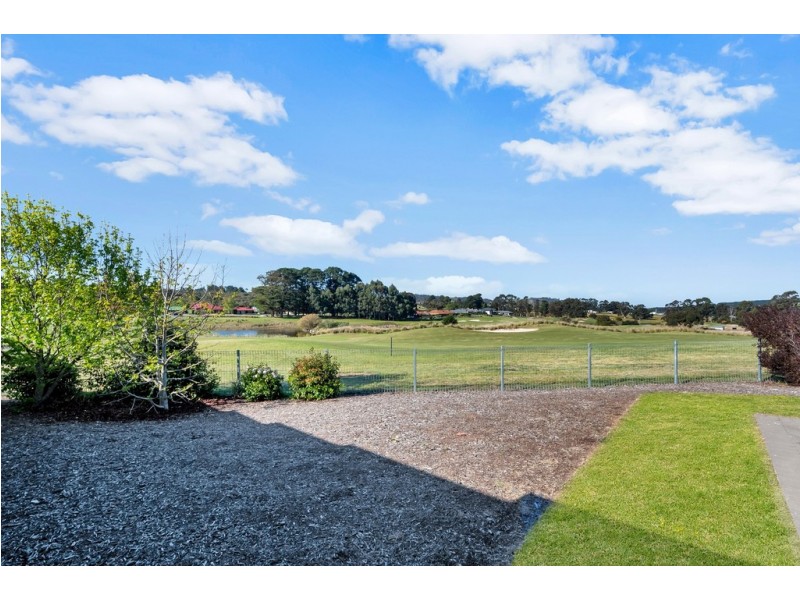 40 George Francis Drive, Mount Compass SA 5210