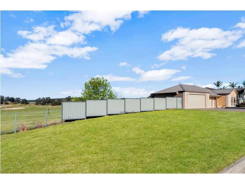 40 George Francis Drive, Mount Compass SA 5210