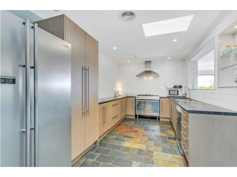 47 Moor Crescent, Hallett Cove SA 5158