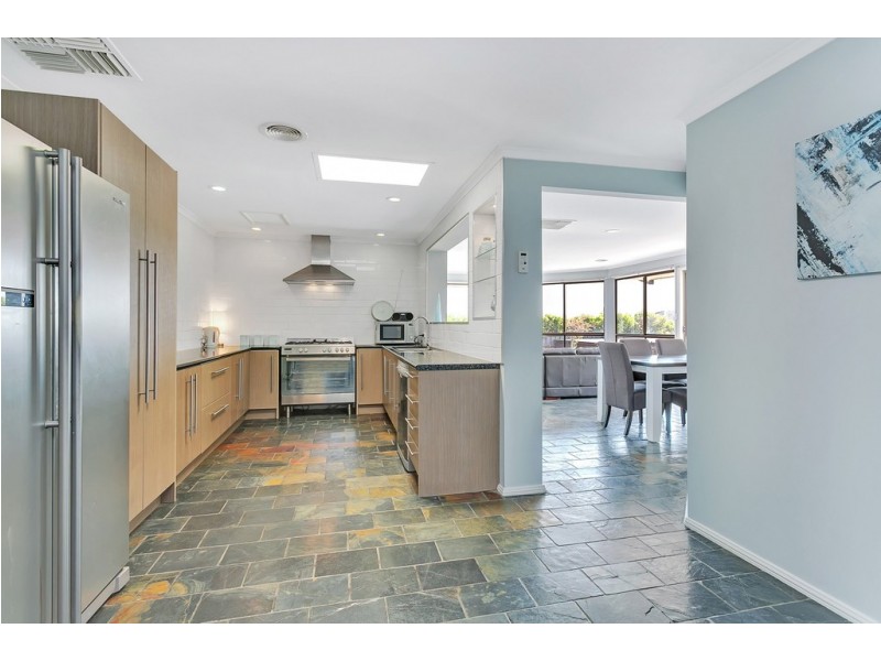 47 Moor Crescent, Hallett Cove SA 5158