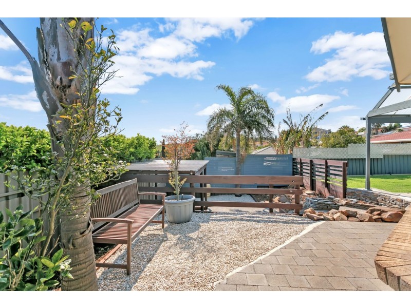 47 Moor Crescent, Hallett Cove SA 5158