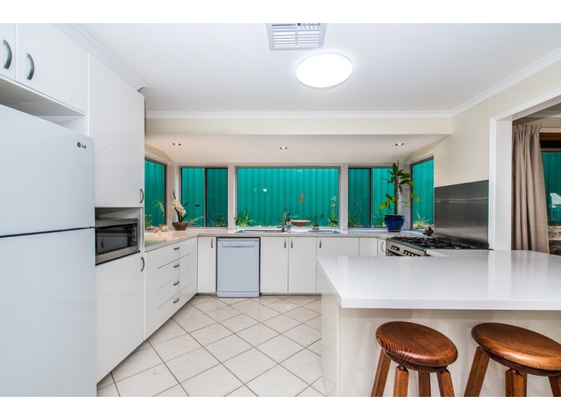 4 Windebanks Road, Happy Valley SA 5159