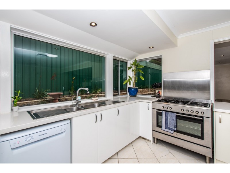 4 Windebanks Road, Happy Valley SA 5159