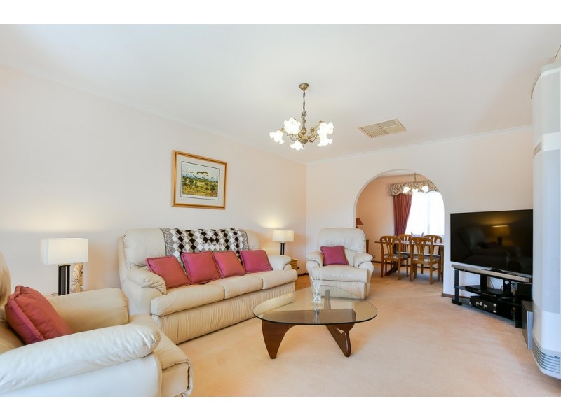 7 Montpelier Street, Woodcroft SA 5162