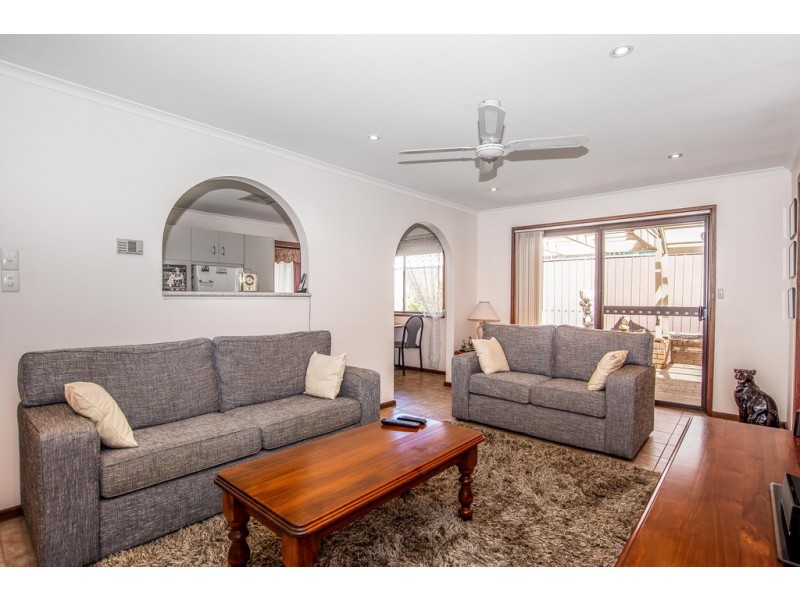 7 Montpelier Street, Woodcroft SA 5162