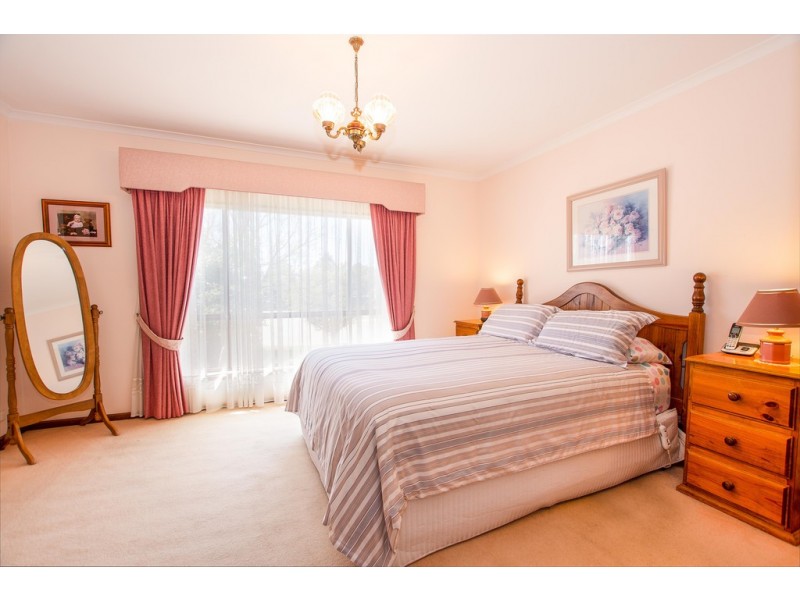 7 Montpelier Street, Woodcroft SA 5162