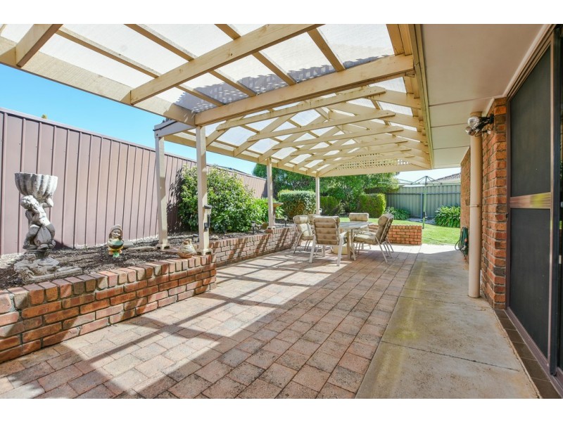 7 Montpelier Street, Woodcroft SA 5162