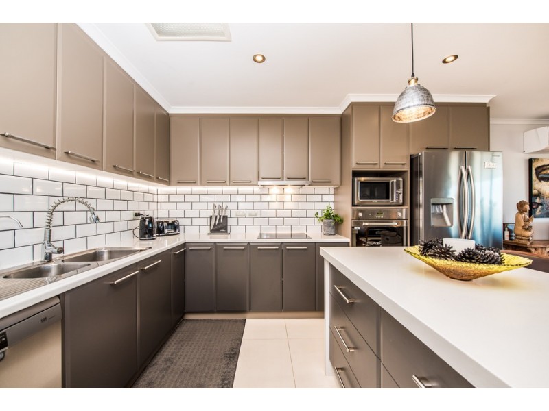 13 George Francis Drive, Mount Compass SA 5210