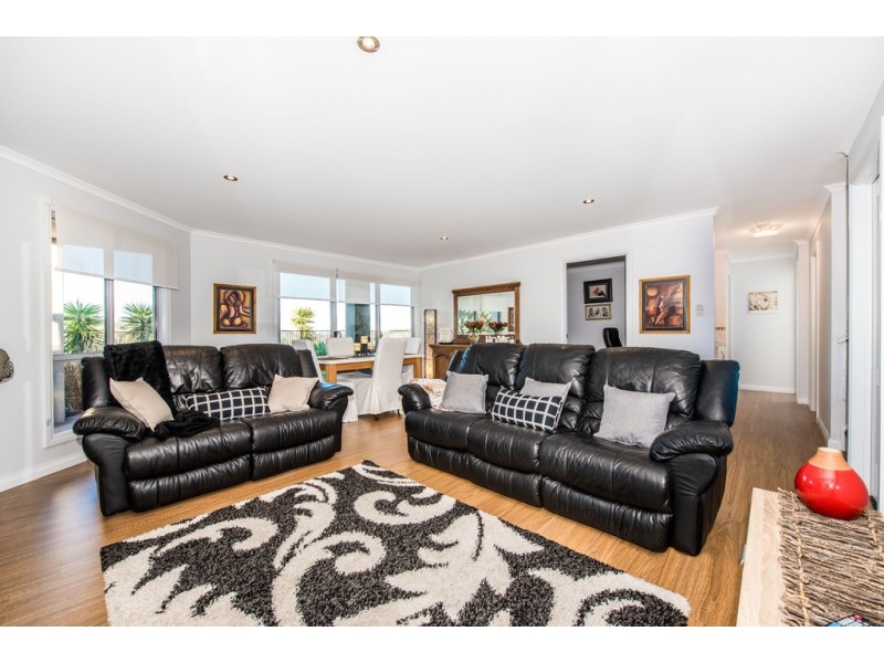 13 George Francis Drive, Mount Compass SA 5210