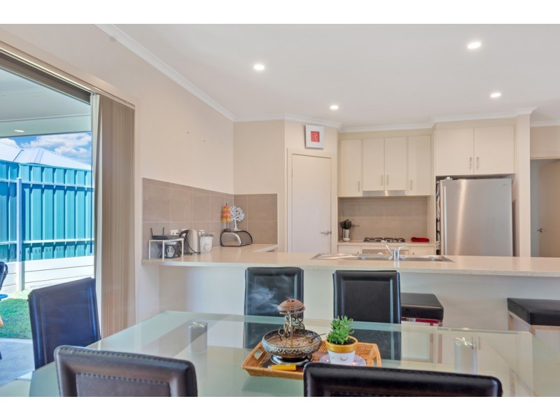 1/106 Acre Avenue, Morphett Vale SA 5162