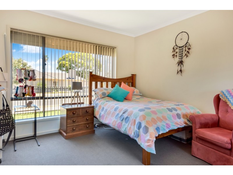 1/106 Acre Avenue, Morphett Vale SA 5162